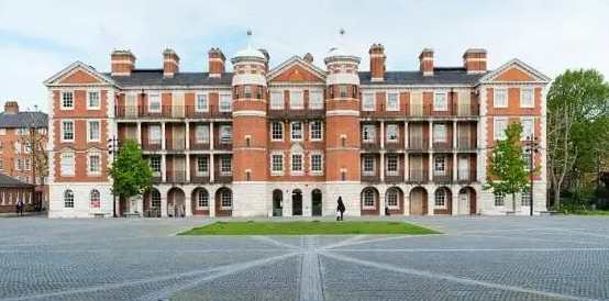 伦敦艺术大学.jpg